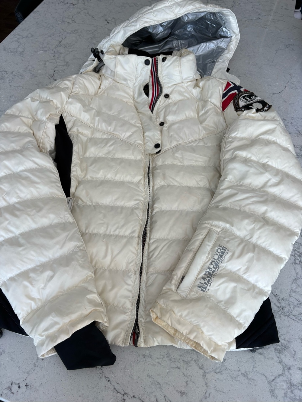 Napapijri Cream-White Quilted Puffer Jacket with Hood size small